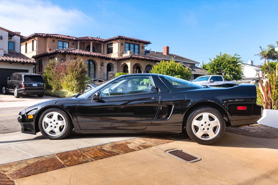  Acura NSX 1991 года  (фото 11 из 97)